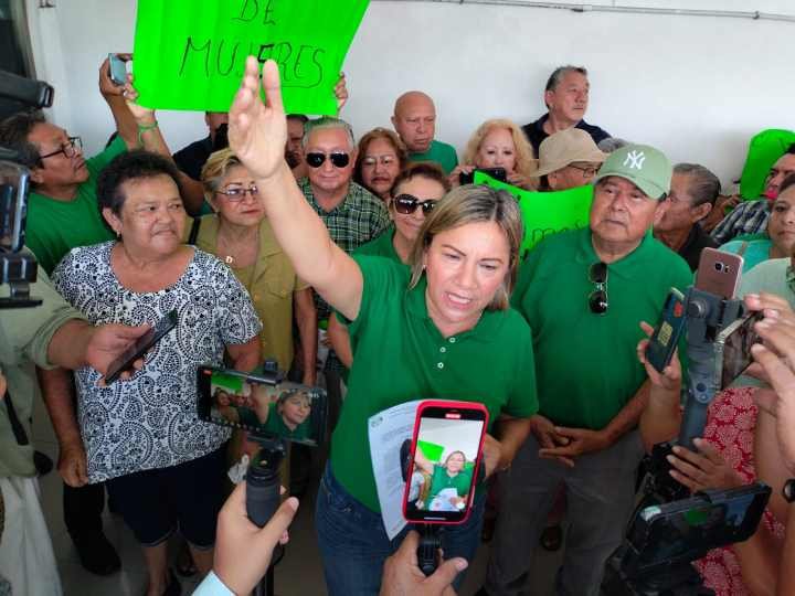 Renuncia La Secretaria General Adjunta Del Sindicato De Taxistas